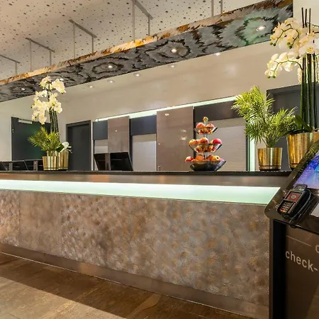 호텔 Plaza Stuttgart-ditzingen 4*