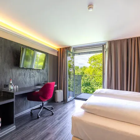 Plaza Stuttgart-ditzingen Otel 4*