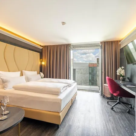 Otel Plaza Stuttgart-ditzingen