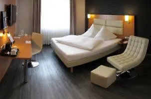 Plaza Stuttgart-ditzingen Szálloda 4*