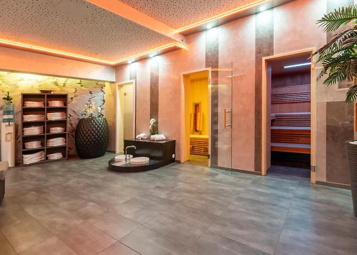 Plaza Stuttgart-ditzingen 迪琴根